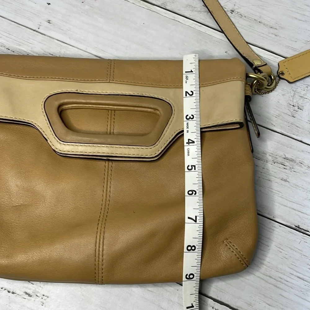 Coach Bonnie Crossbody Purse Camel Sand Leather Foldover Shoulder Bag - Picture 14 of 15